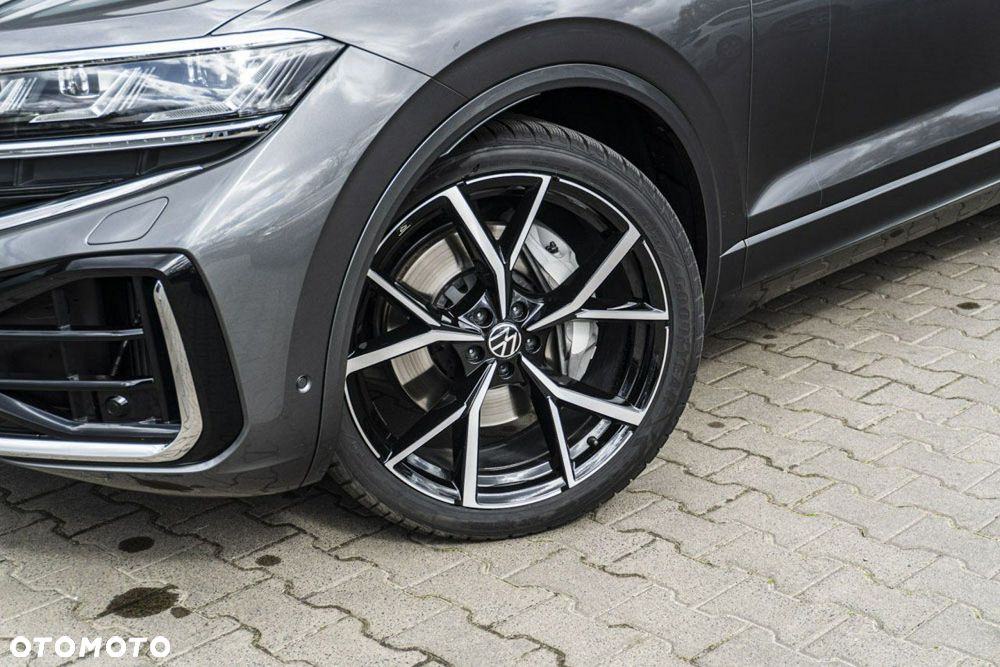 Volkswagen Touareg - 3