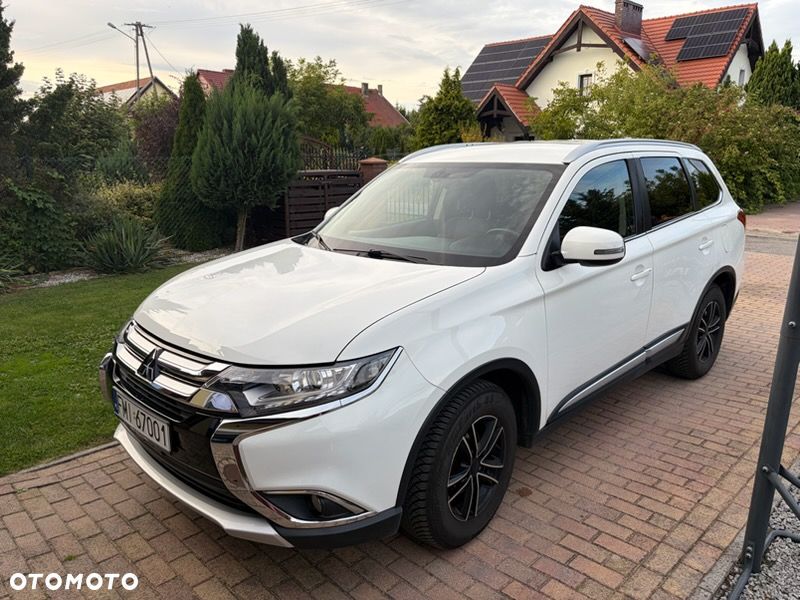 Mitsubishi Outlander 2017 photo 3