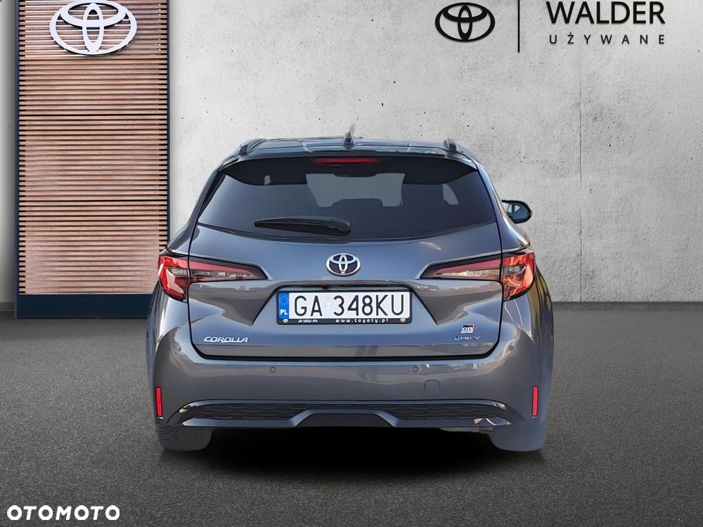 Toyota Corolla - 4