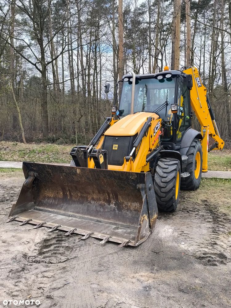 JCB 3CX - 4