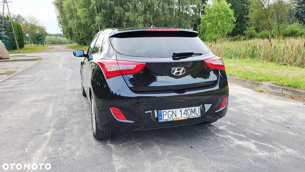Hyundai i30 1.4 Intro Edition - 15