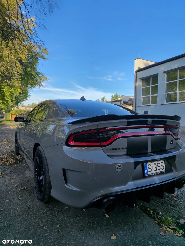 Dodge Charger 6.4 Scat Pack - 12