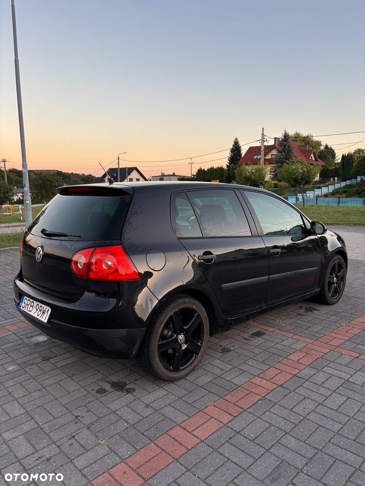 Volkswagen Golf 1.6 Comfortline - 11