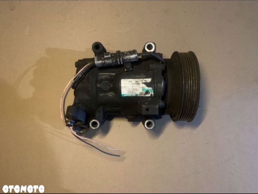 8200365787 Sprężarka kompresor klimatyzacji Renault Clio III - 2
