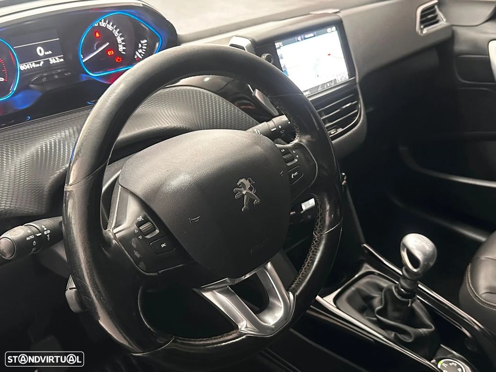 Peugeot 2008 1.6 BlueHDi Allure - 3