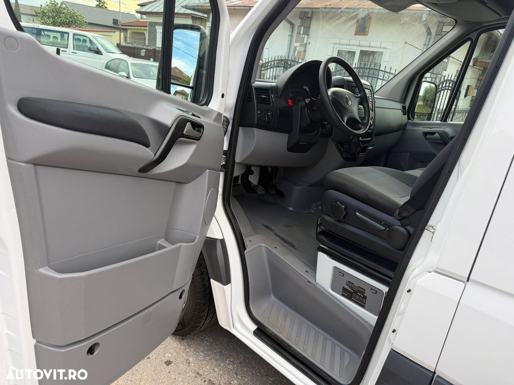 Volkswagen Crafter - 9