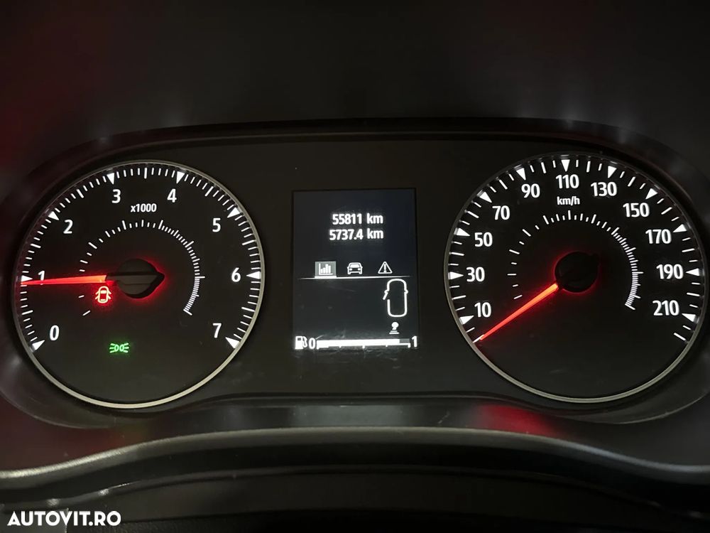 Dacia Sandero - 11