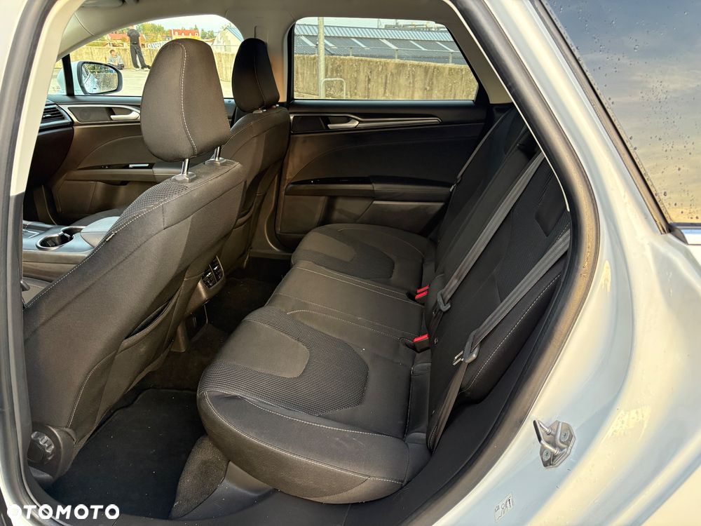 Ford Mondeo - 9