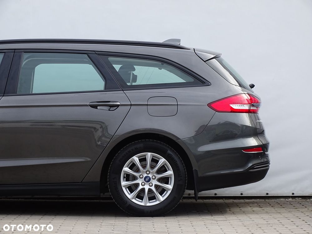 Ford Mondeo - 4