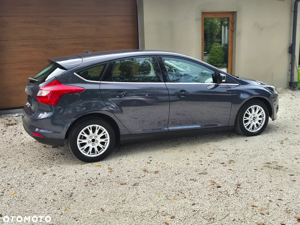 Ford Focus - 18