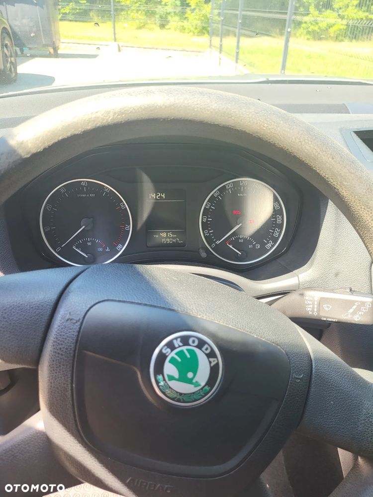 Skoda Octavia 1.6 Tour - 7
