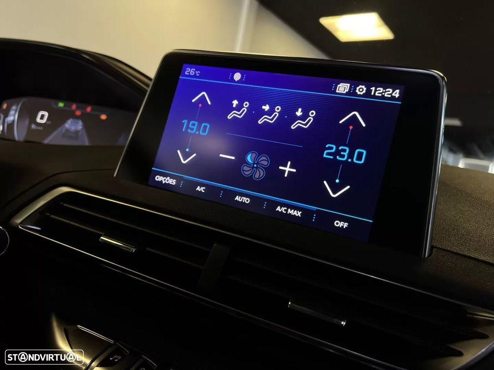 Peugeot 3008 1.2 PureTech Allure Pack - 23