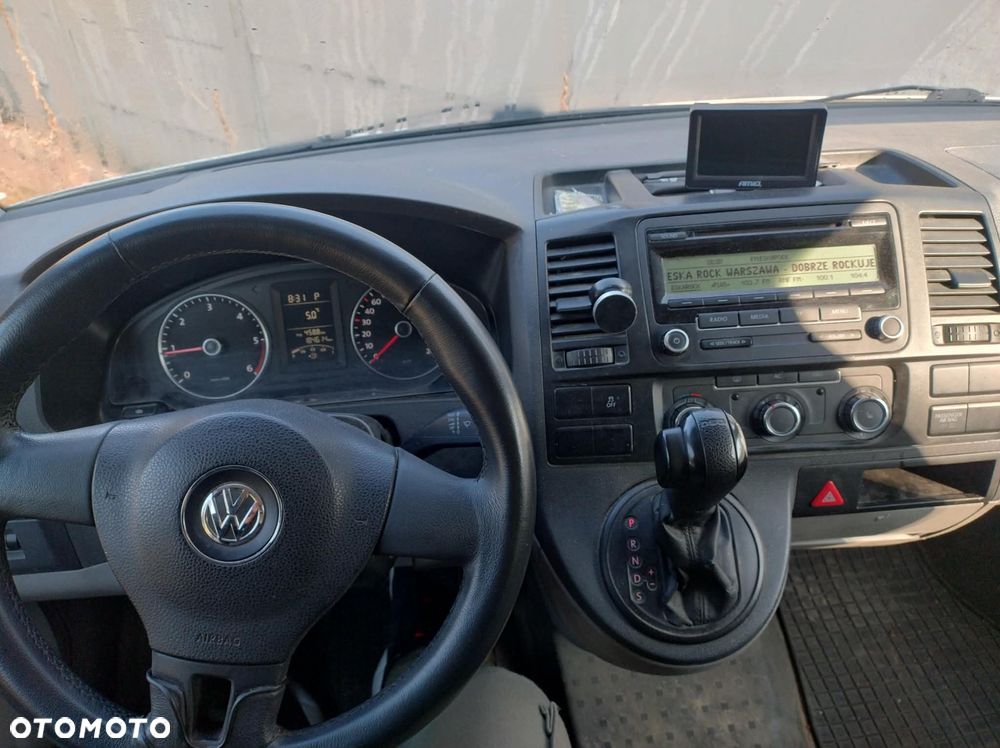 Volkswagen T5 - 6