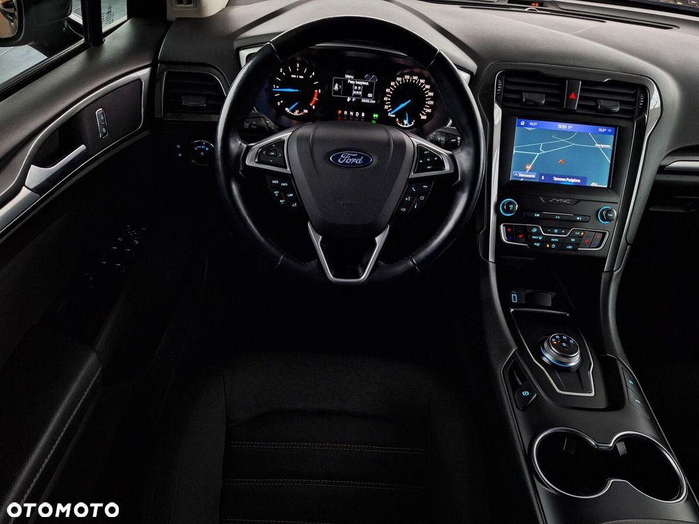 Ford Mondeo 2.0 EcoBlue Titanium - 21