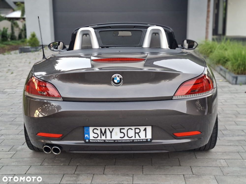 BMW Z4 23i sDrive - 10