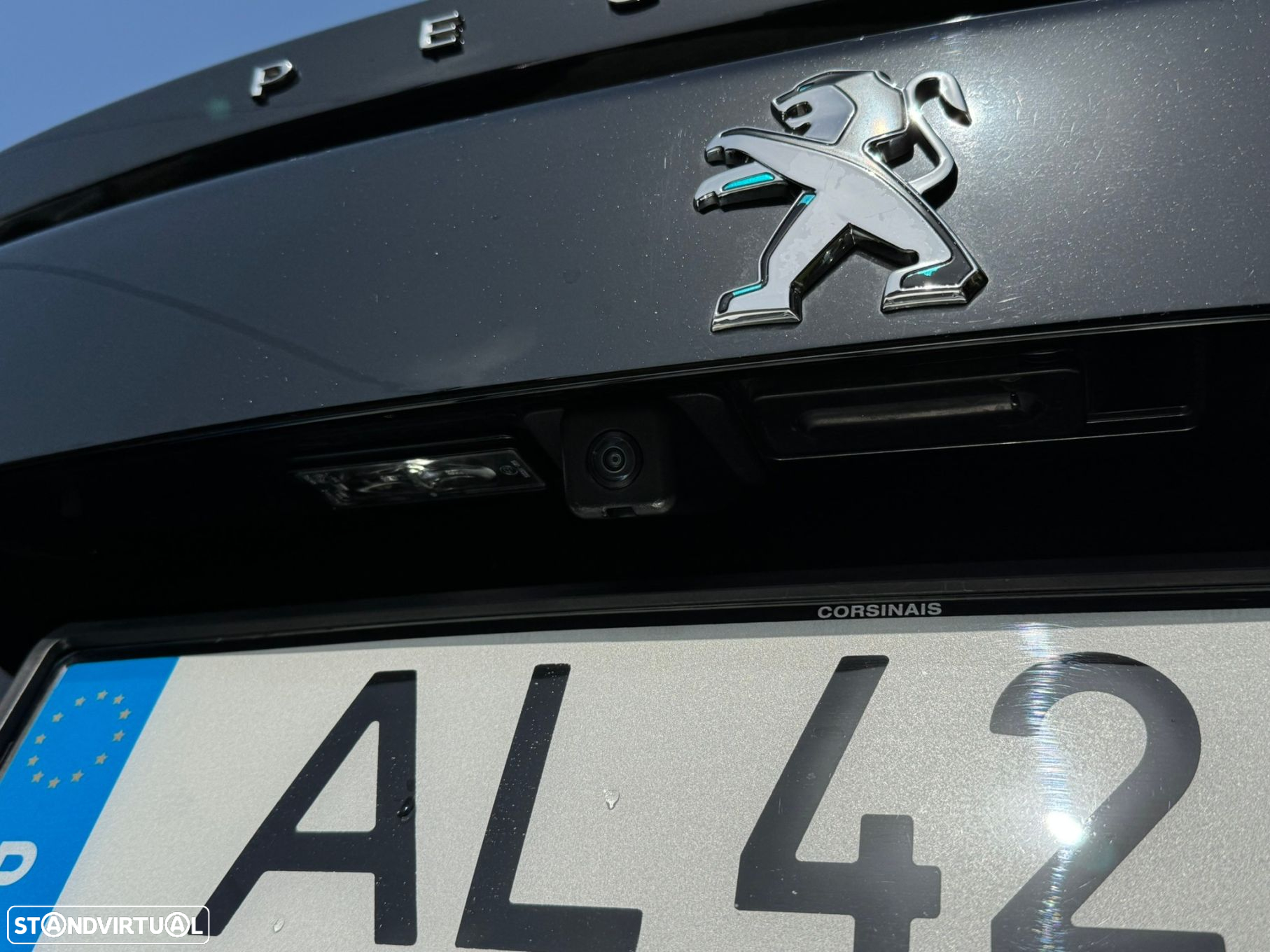 Peugeot e-2008 50 kWh GT - 11
