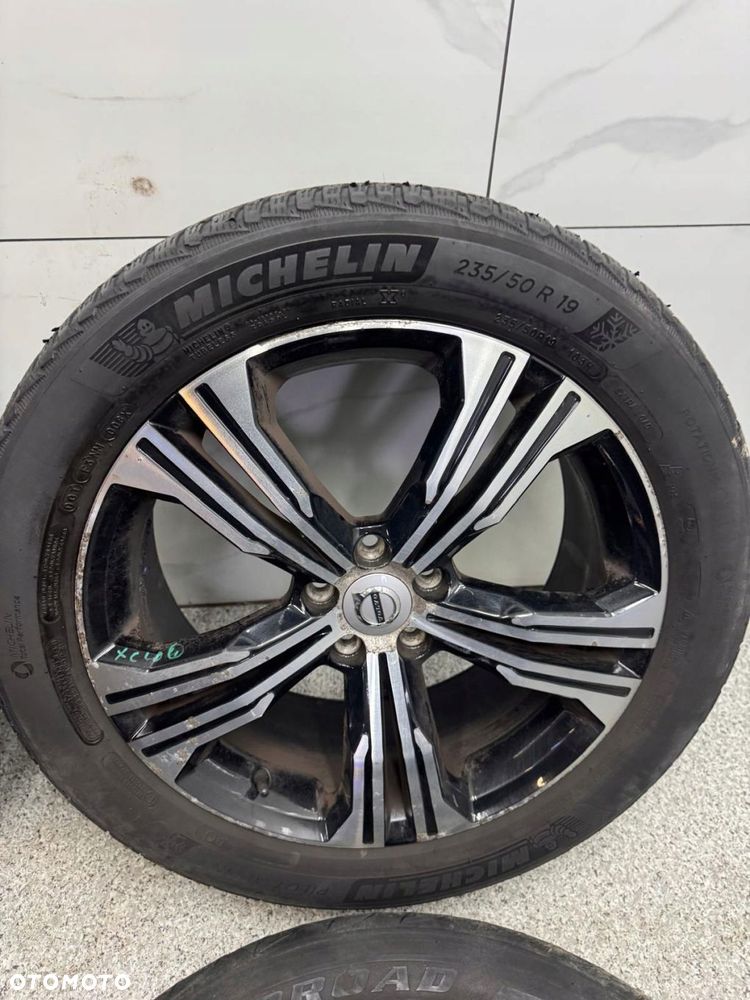 koła felgi volvo xc40 31471556 235/50 r19 5x108 et50,5 - 5