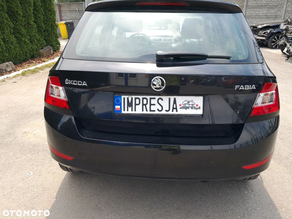Skoda Fabia - 10