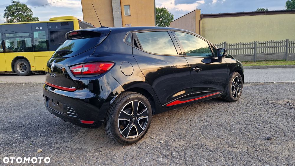 Renault Clio 1.2 16V 75 Expression - 4