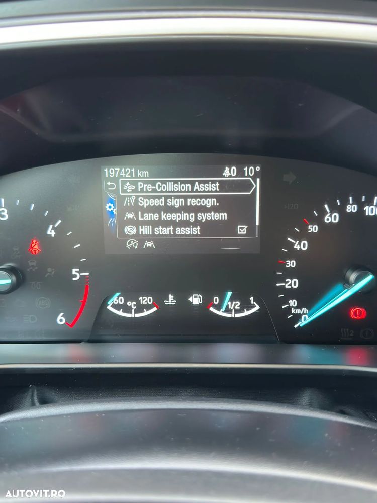 Ford Focus 1.5 EcoBlue Start-Stopp-System TITANIUM - 25