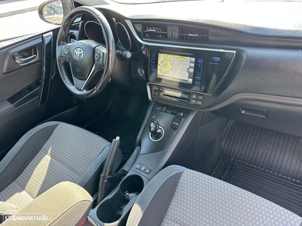 Toyota Auris - 19