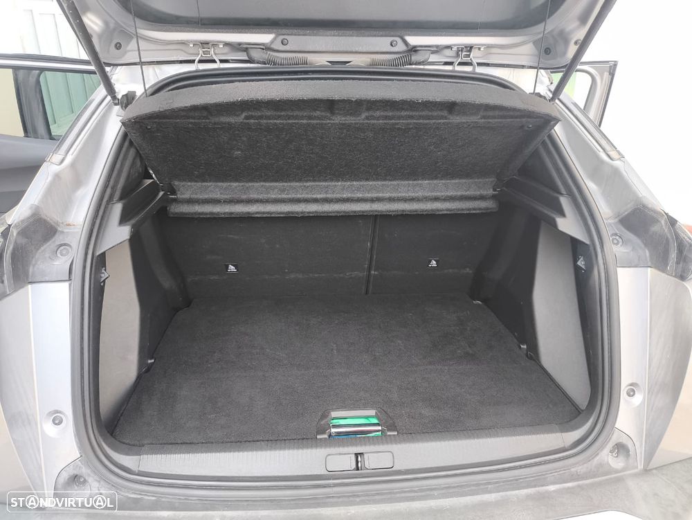 Peugeot 2008 - 9