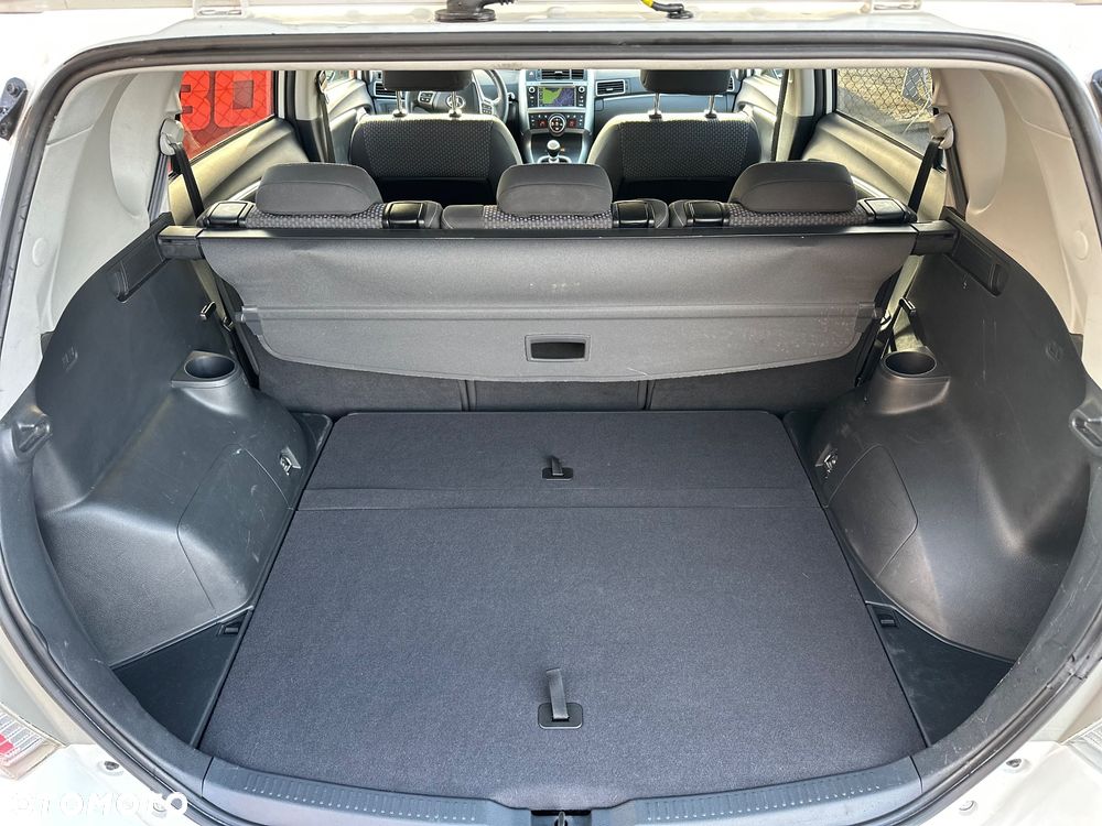 Toyota Verso 2.0 D-4D Active - 6