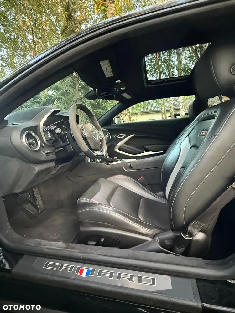 Chevrolet Camaro Coupe Touring 6.2 V8 - 20