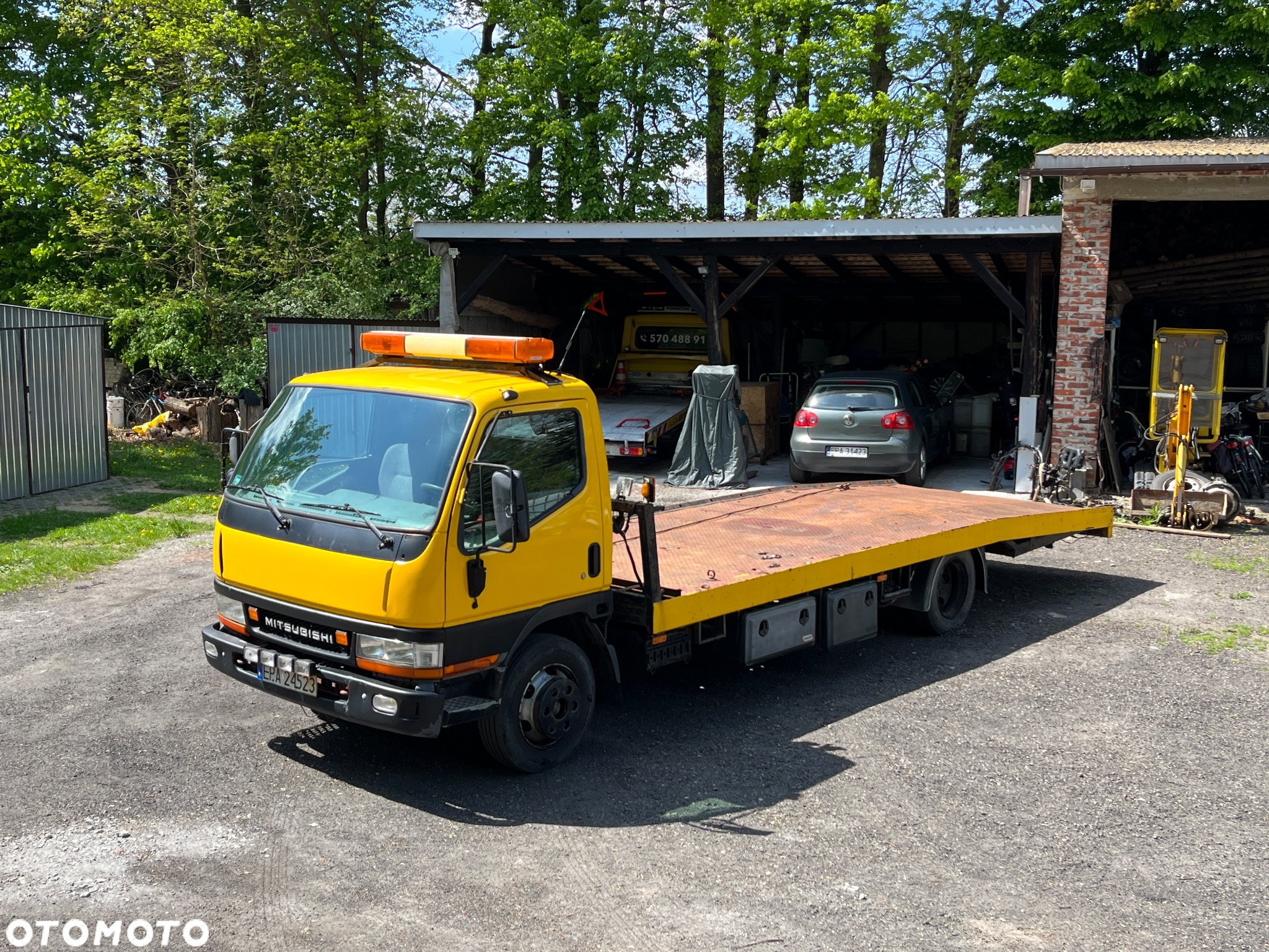 Mitsubishi Canter - 2