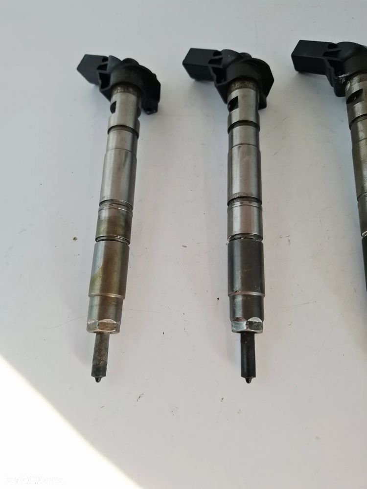 Wtryski Wtryskiwacze Wtrysk Wtryskiwacz 059130277AH 059130277AB 2.7 3.0 TDI Audi VW - 4