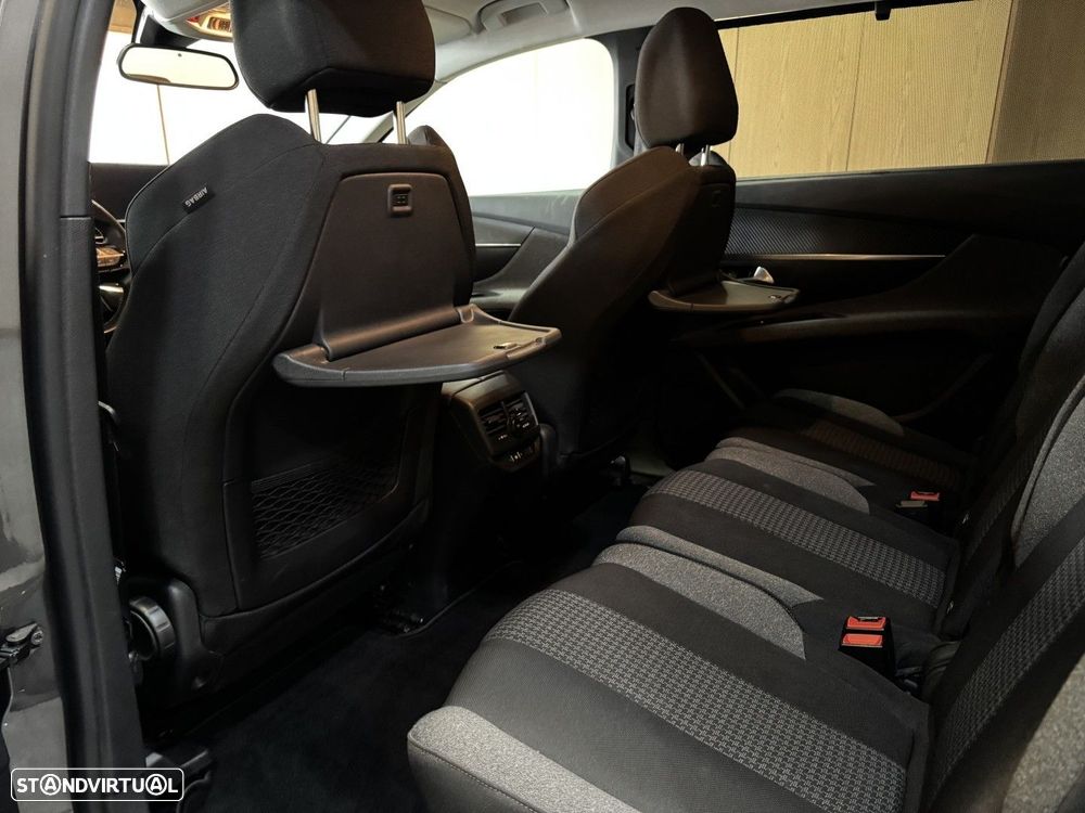 Peugeot 5008 1.5 BlueHDi Active Pack EAT8 - 23