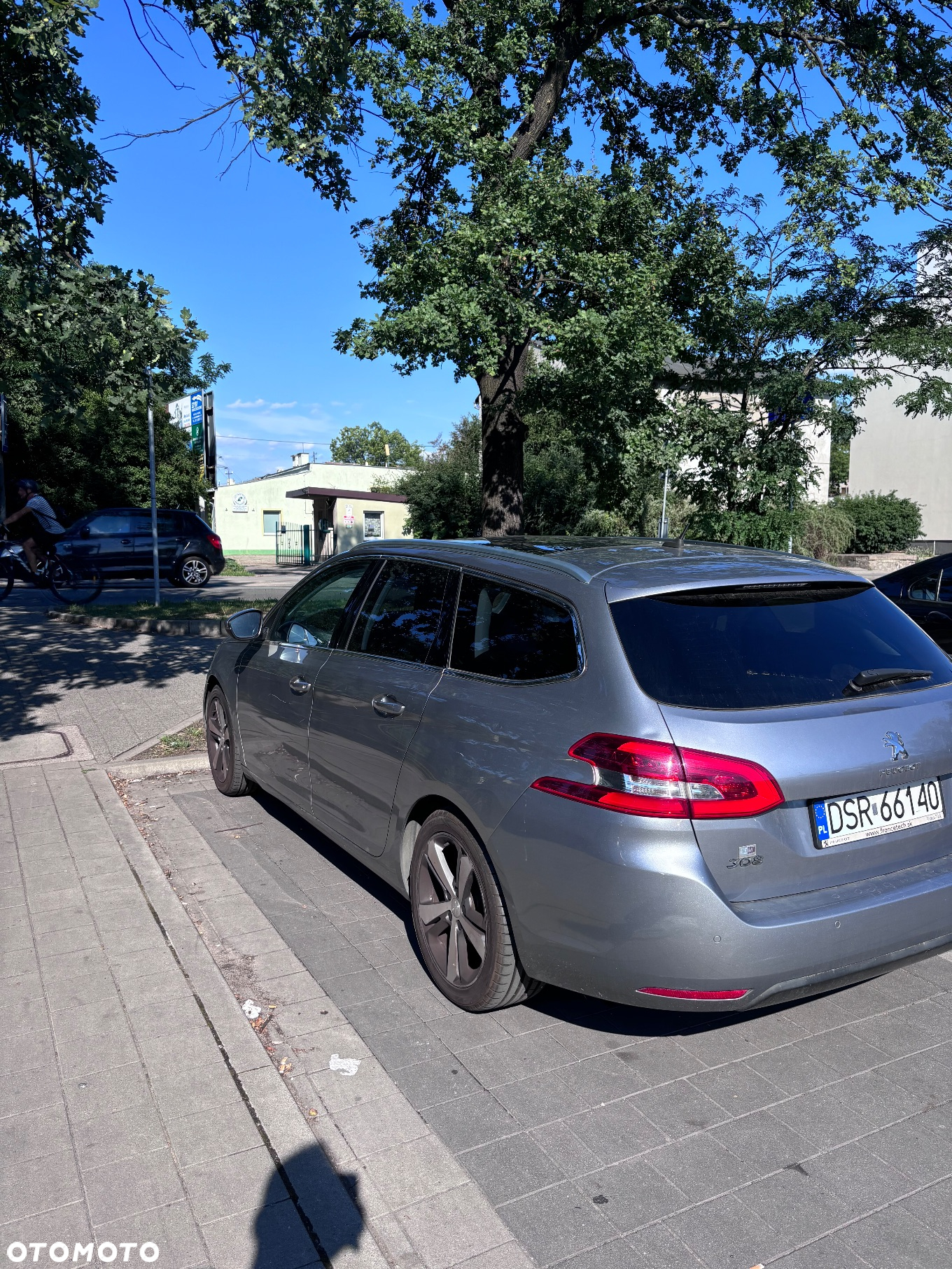 Peugeot 308 SW 1.2 PureTech Allure S&S - 2