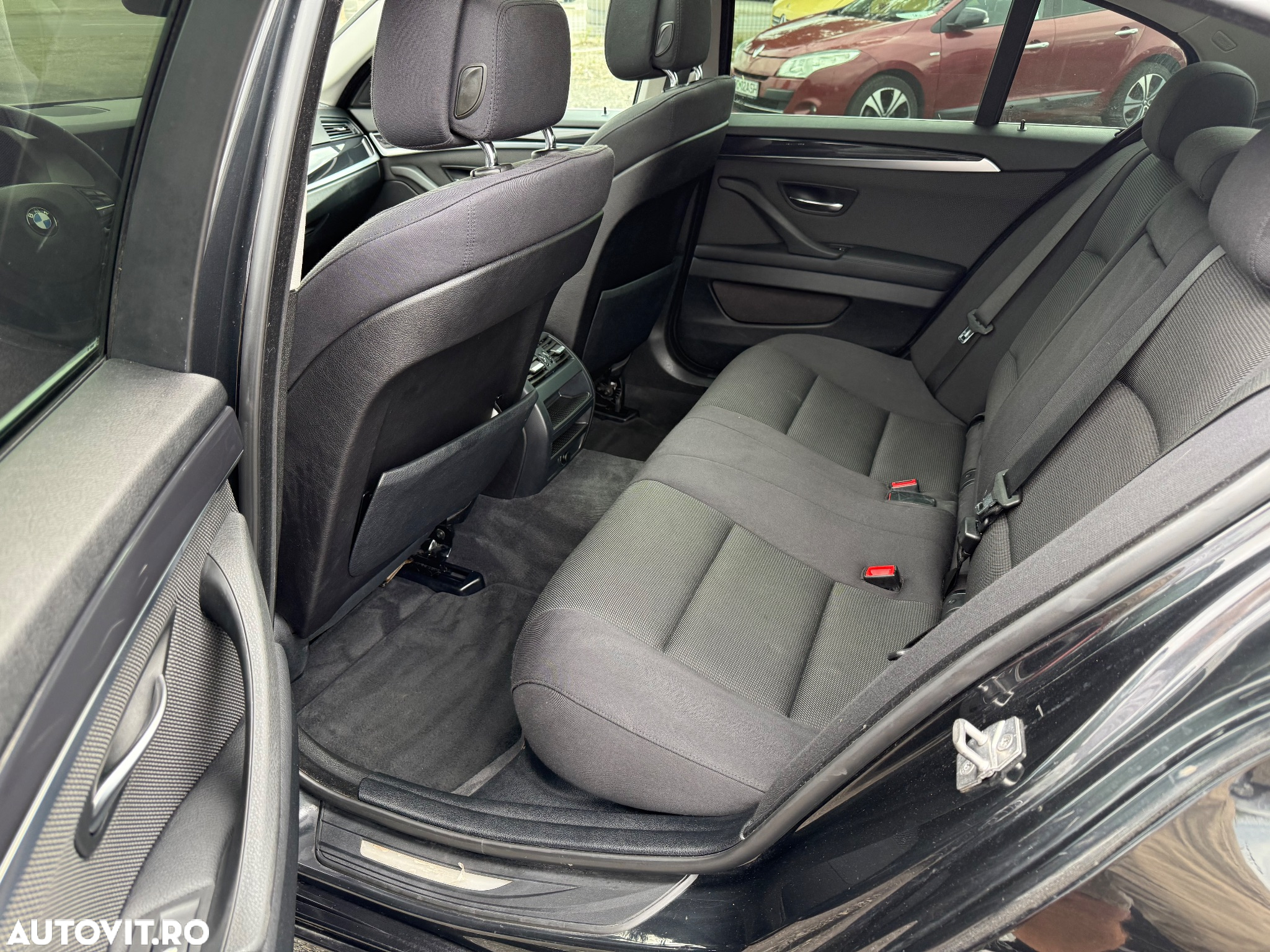 BMW Seria 5 520d Sport-Aut. BluePerformance - 7