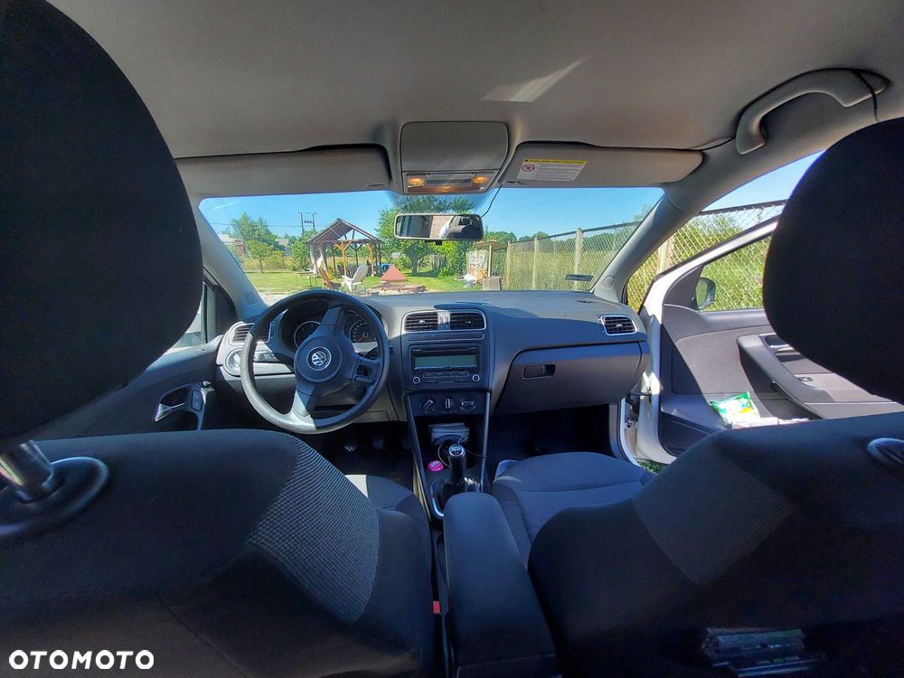Volkswagen Polo - 8
