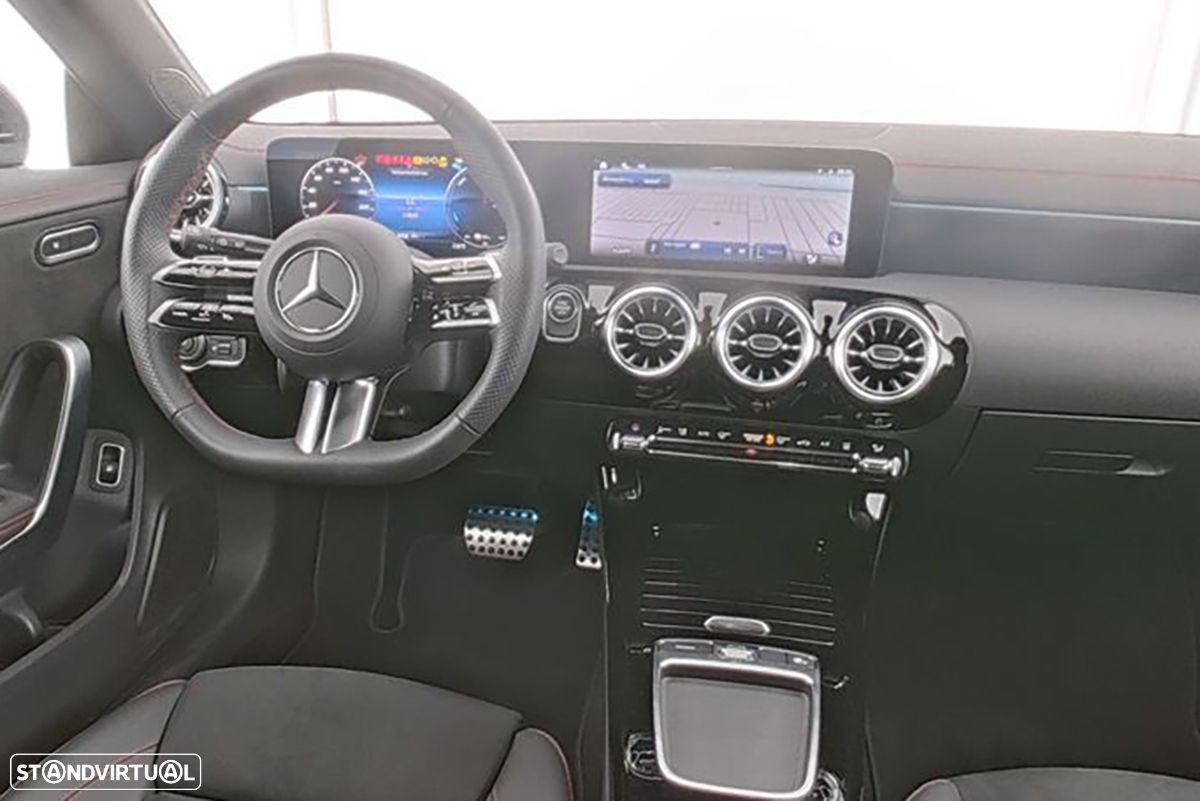 Mercedes-Benz CLA 250 e - 5