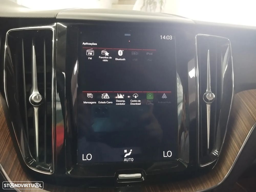 Volvo XC 60 2.0 D3 Momentum Plus - 28