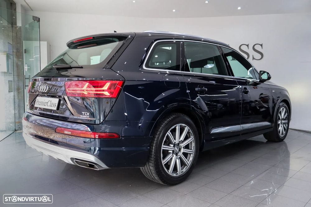 Audi Q7 3.0 TDI quattro S-line Tiptronic 7L - 2