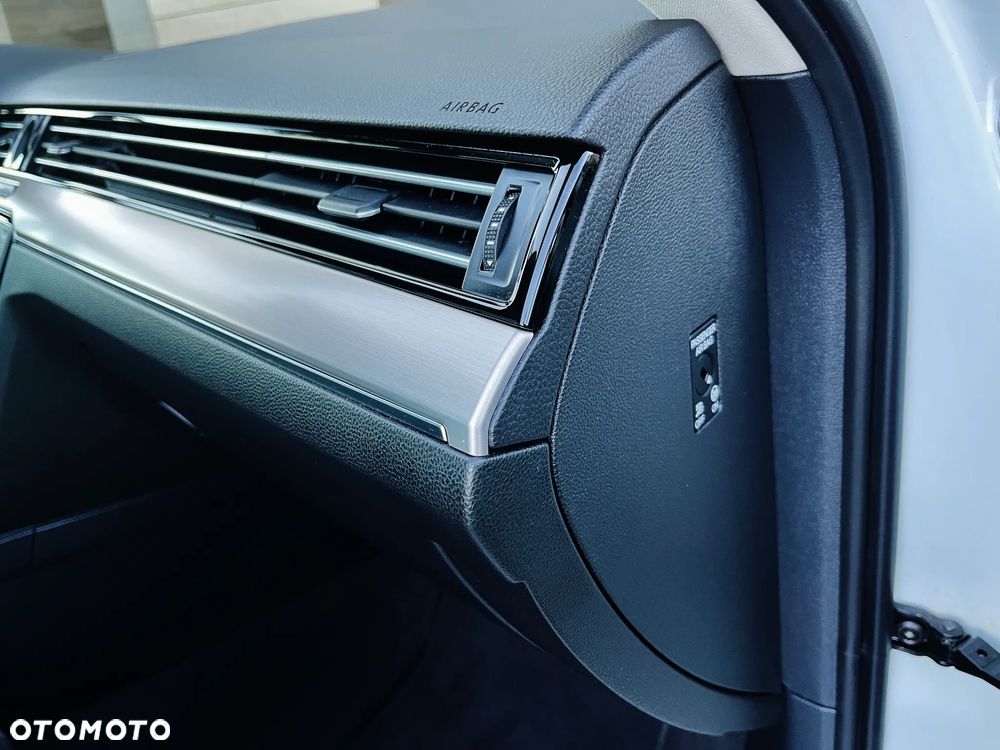 Volkswagen Passat 1.4 TSI ACT (BlueMotion Technology) Highline - 37