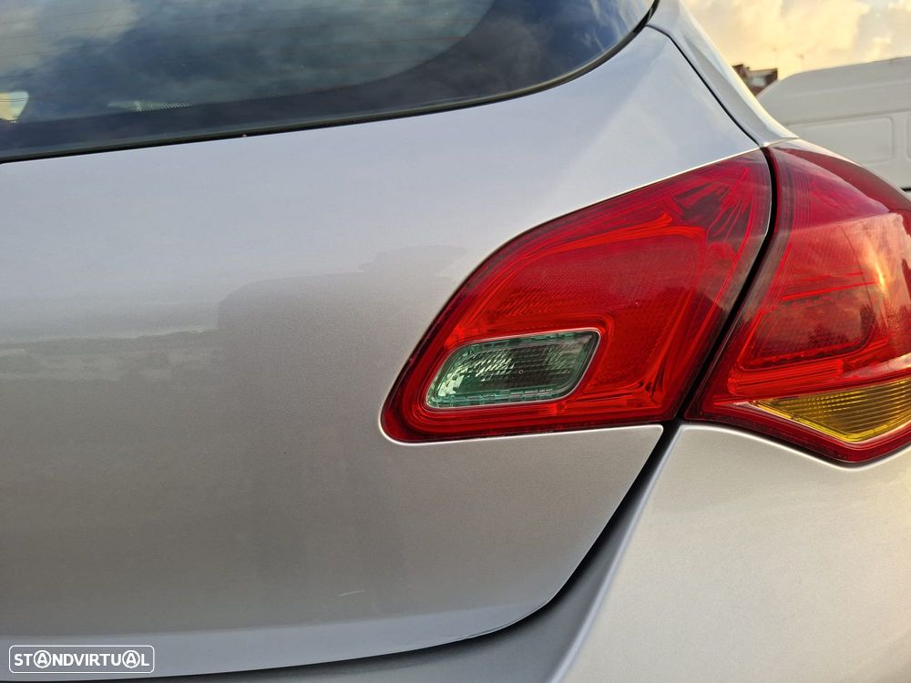 Opel Astra 1.4 Enjoy - 29