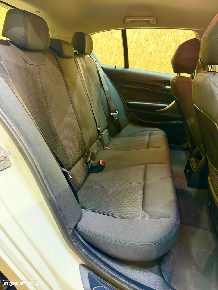 BMW 116 d EfficientDynamics - 13