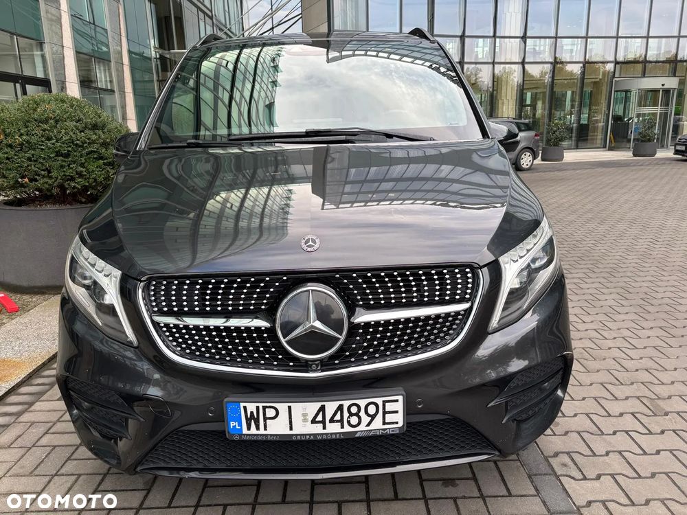 Mercedes-Benz Klasa V - 5