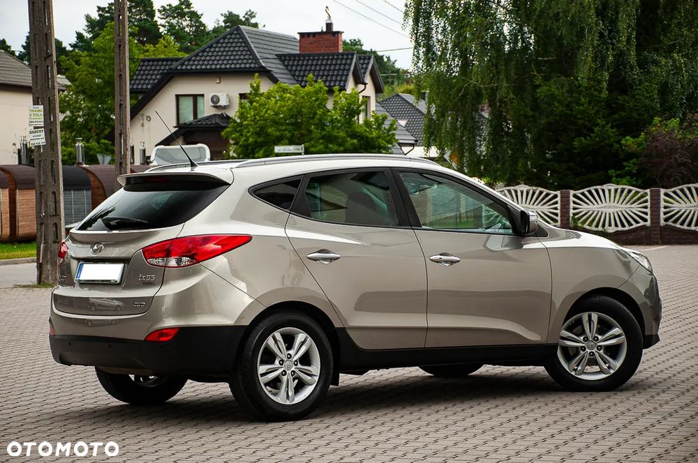 Hyundai ix35 2.0 CRDi 4WD Automatik Premium - 22