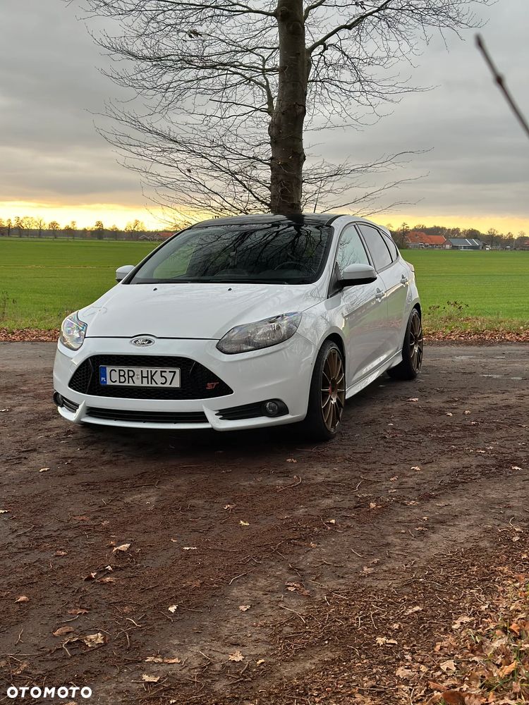 Ford Focus ST - 2