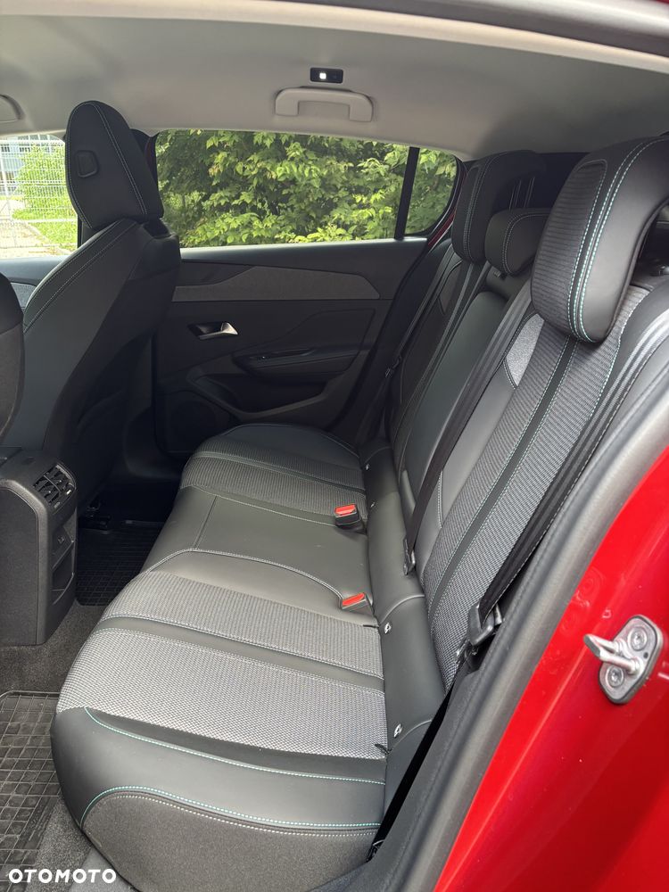 Peugeot 308 1.2 PureTech Allure Pack S&S EAT8 - 15