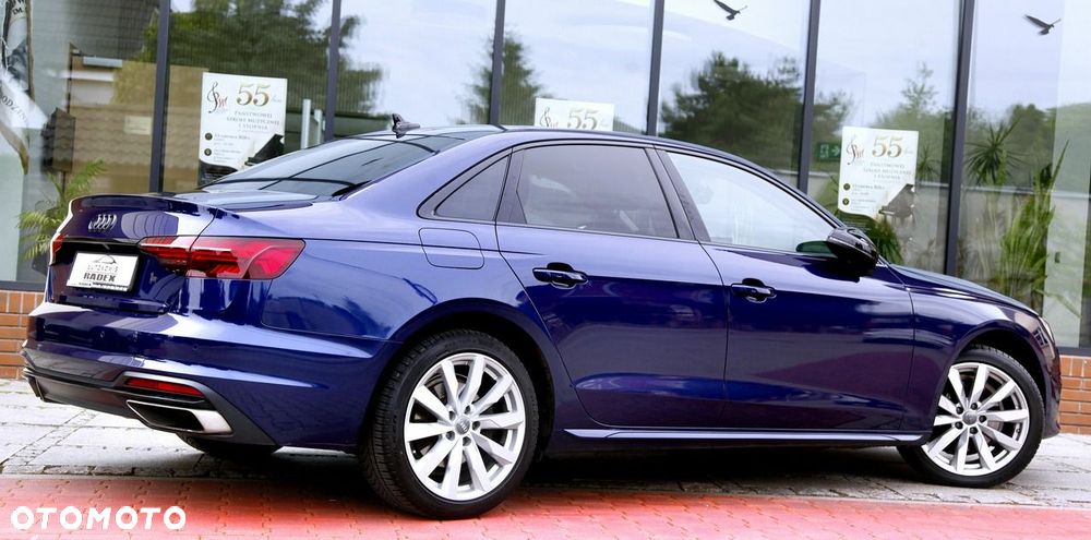 Audi A4 Limousine - 6