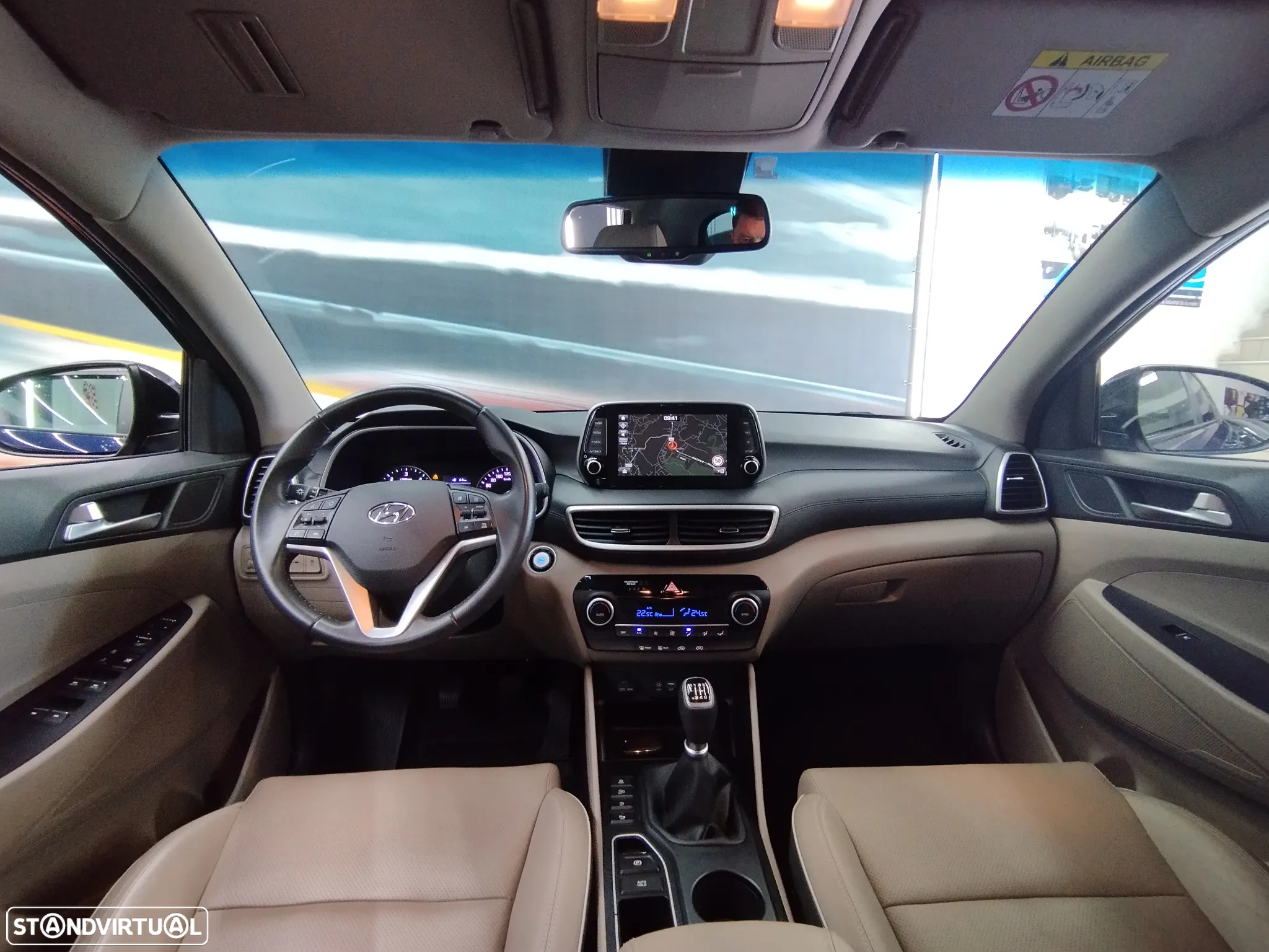 Hyundai Tucson 1.6 CRDi Premium+Pack Pele - 17