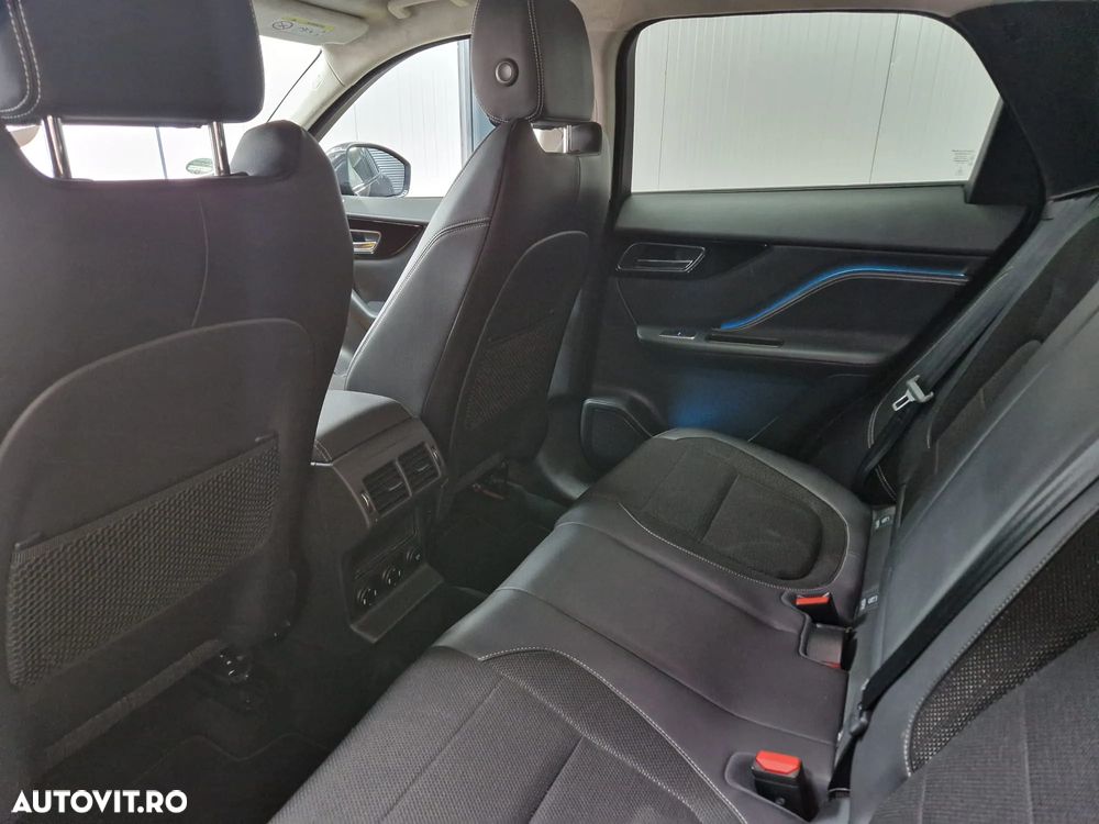 Jaguar F-Pace 20d AWD Aut. R-Sport Ingenium Edition - 31