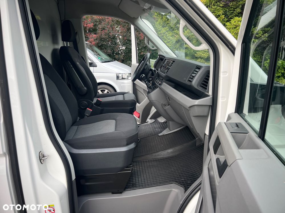 Volkswagen Crafter - 11
