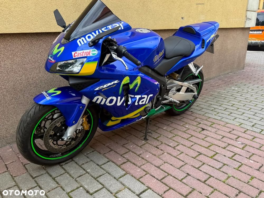 Honda CBR - 12