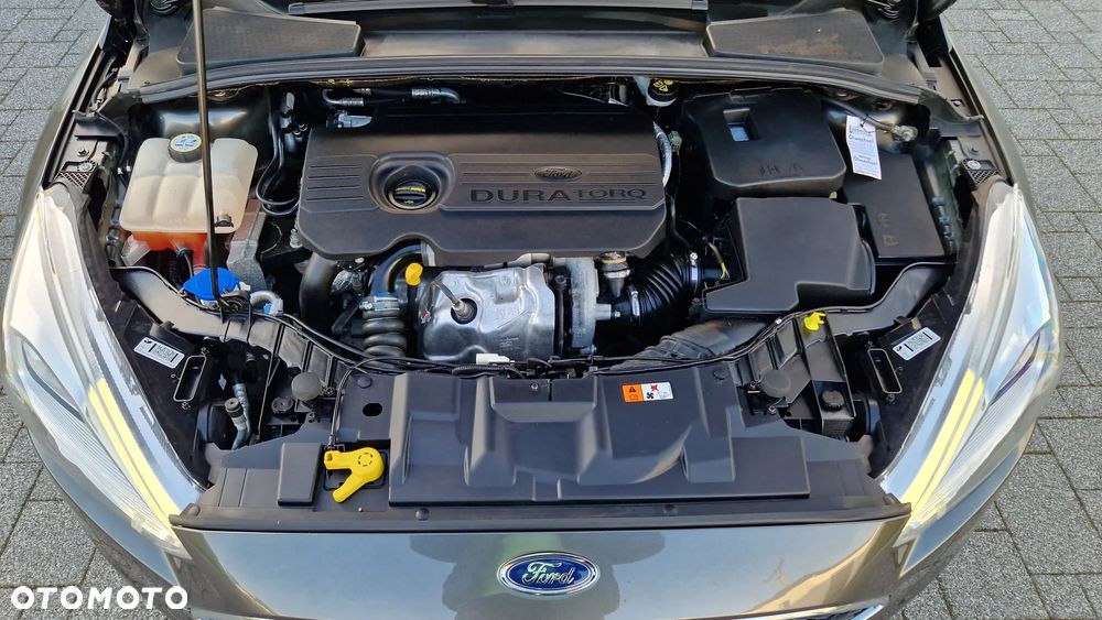 Ford Focus Turnier 1.5 EcoBlue Start-Stopp-System TITANIUM DESIGN - 38